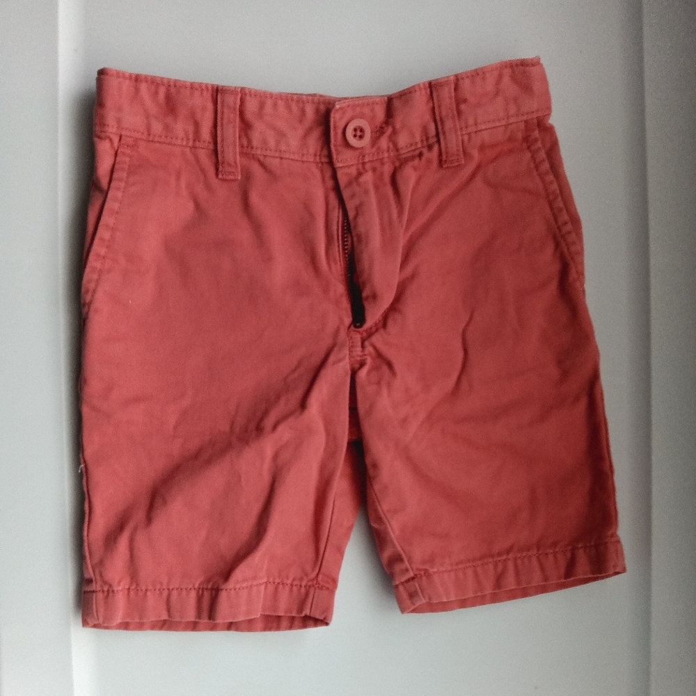 Class Club Salmon Chino Shorts